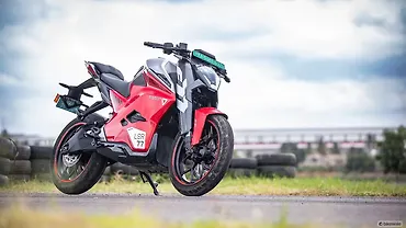 Ultraviolette Previews Voice-controlled AI Tech on F77 at CES 2026