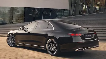 Mercedes-Benz S-Class Left Rear Three Quarter Mercedes-Benz S-Class Left Rear Three Quarter