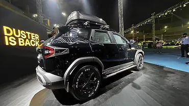 Renault Duster Right Rear Three Quarter