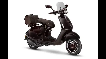 Vespa Unveils 946 Horse Limited Edition to Mark Year of the Horse