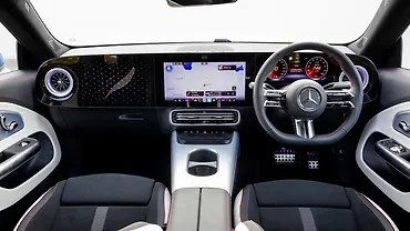 मर्सिडीज़ बेंज़ सीएलए डैशबोर्ड