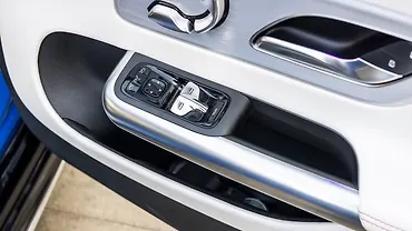 मर्सिडीज़ बेंज़ सीएलए फ्रंट ड्राइवर पावर विंडो स्विच