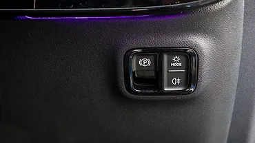 मर्सिडीज़ बेंज़ सीएलए पार्किंग ब्रेक/आपातकालीन ब्रेक