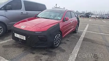 New Hyundai Verna Facelift Spied in Korea