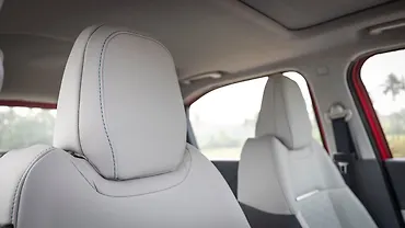 टाटा पंच ईवी फ्रंट सीट हेडरेस्ट