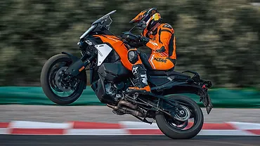 KTM AMT Gearbox Explained: How the Automated Manual System Works?