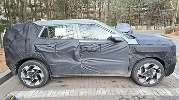 2027 हुंडई क्रेटा एक बार फिर टेस्टिंग के दौरान आई नज़र; कई नए फ़ीचर्स का हुआ ख़ुलासा