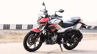 Hero Leads Jan 2026 Two-wheeler Retail: Honda Close Behind