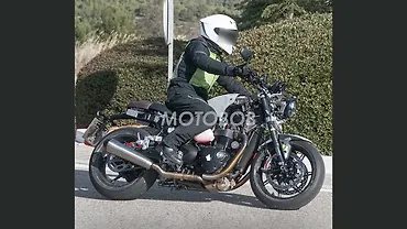 Updated Triumph Speed Twin 1200 Spotted Testing