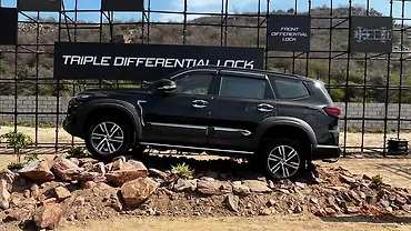 MG Majestor Left Side View