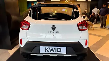 रेनो क्विड पीछे का व्यू
