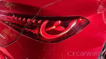 मर्सिडीज़ बेंज़ सीएलए टेल लाइट / टेल लैंप