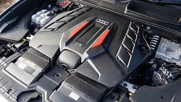 Audi SQ8 Engine Shot