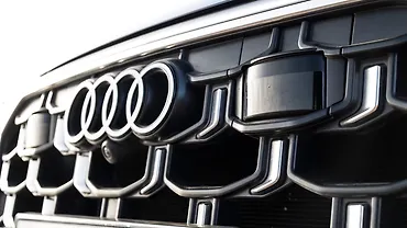 Audi SQ8 Front Logo