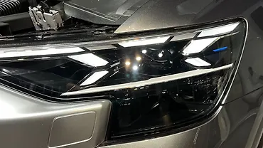 Audi SQ8 Headlight