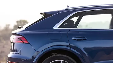 Audi SQ8 Side Glass Housing