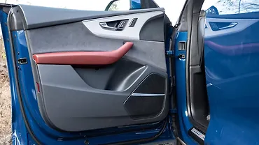 Audi SQ8 Front Left Door Pad