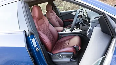 Audi SQ8 Front Row Seats