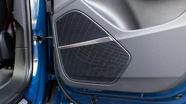 Audi SQ8 Front Speakers
