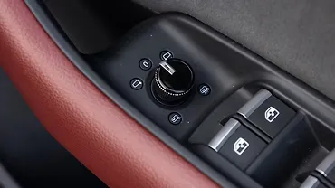 Audi SQ8 Outer Rear View Mirror ORVM Controls
