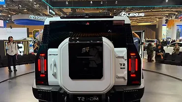 JSW Jetour T2 Images - Jetour T2 Interior & Exterior Photo Gallery [50 ...