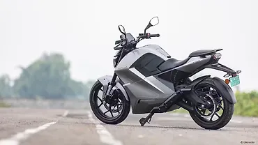 Raptee HV T30 Left Rear Three Quarter