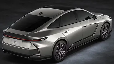 Lexus ES Right Rear Three Quarter