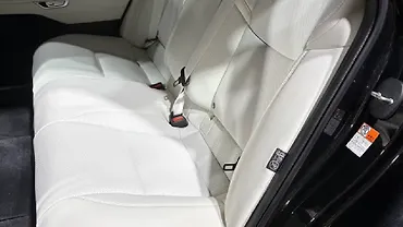 Lexus ES Rear Seats