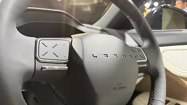 Lexus ES Steering Mounted Controls