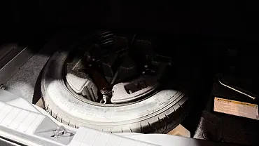 Lexus ES Under Boot/Spare Wheel