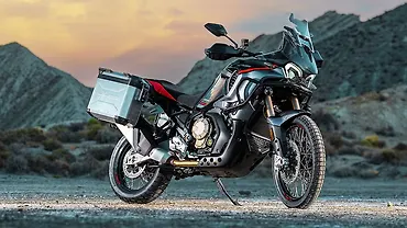 MV Agusta Enduro Veloce Arrives with a Full Factory Kit