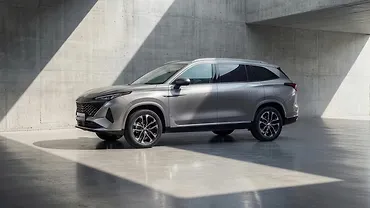 MG S9 Plug-in Hybrid SUV Revealed: Can It Work in India? MG S9 Plug-in Hybrid SUV Revealed: Can It Work in India?