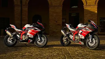 Kawasaki Ninja ZX-4RR Price, Images & Used Ninja ZX-4RR Bikes