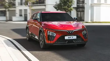 Vinfast Extends Free Fast Charging up to March 2029