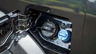 Mahindra Thar OG Open Fuel Lid