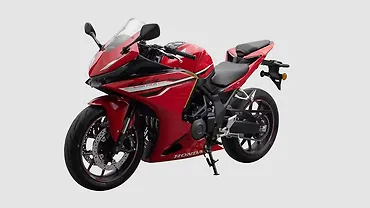 Honda CBR500R Four-cylinder Sportbike Officially Unveiled 