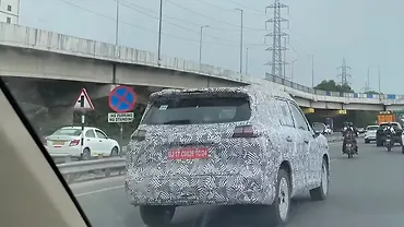Wuling Starlight 560 spotted in India after patent Wuling Starlight 560 spotted in India after patent