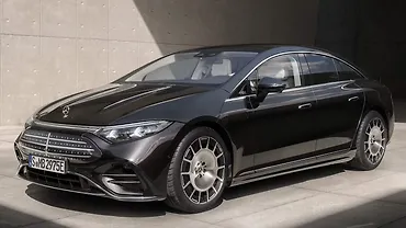 New Mercedes-Benz EQS is an EV Buyer’s Dream with 900+ km Range