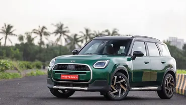 Mini Countryman C Left Front Three Quarter