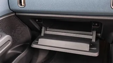 Mini Countryman C Glove Box
