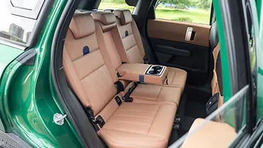 Mini Countryman C Rear Row Centre Arm Rest