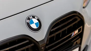 BMW M440i Front Logo BMW M440i Front Logo