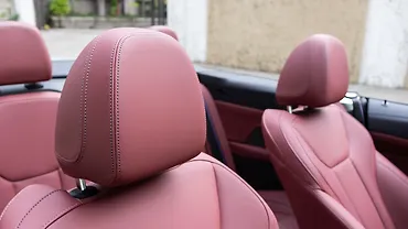 BMW M440i Front Seat Headrest BMW M440i Front Seat Headrest