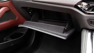 BMW M440i Glove Box BMW M440i Glove Box