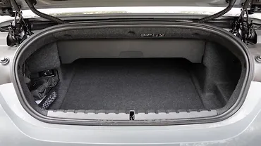 BMW M440i Open Boot/Trunk BMW M440i Open Boot/Trunk