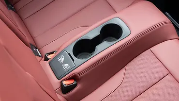 BMW M440i Rear Cup Holders BMW M440i Rear Cup Holders