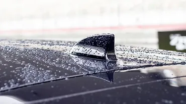 Honda ZR-V Antenna