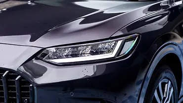 Honda ZR-V Headlight