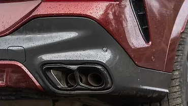 BMW X6 Exhaust Pipes BMW X6 Exhaust Pipes