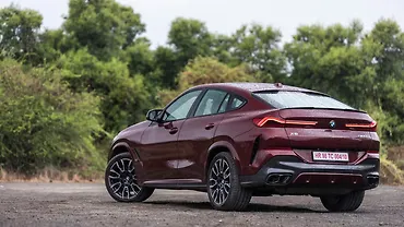 BMW X6 Left Rear Three Quarter BMW X6 Left Rear Three Quarter